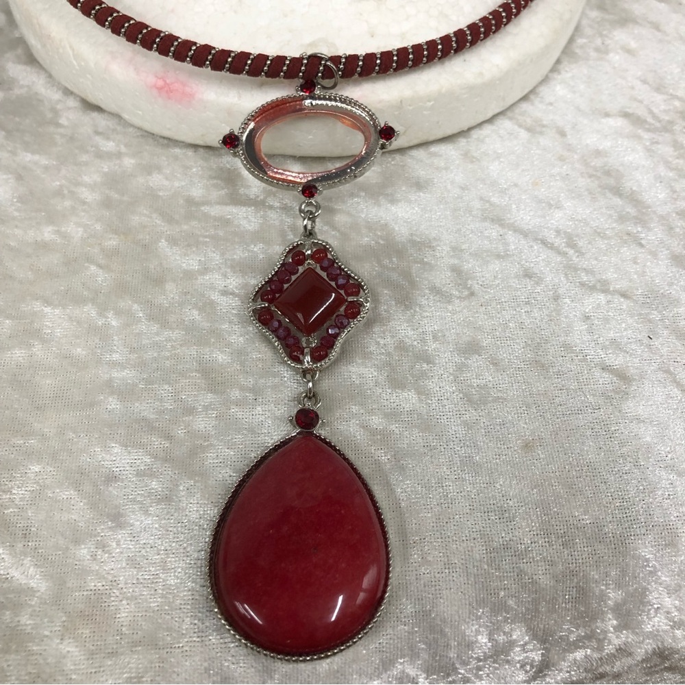 C1946 Silver Tone Red Statement Collar Vintage Ne… - image 3